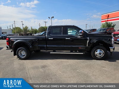 2027 Ford F-350SD Lariat DRW