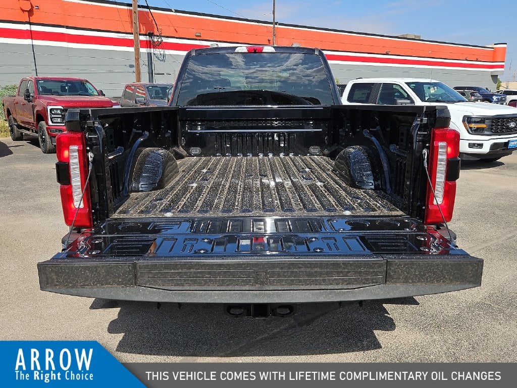 2027 Ford F-350SD Lariat DRW
