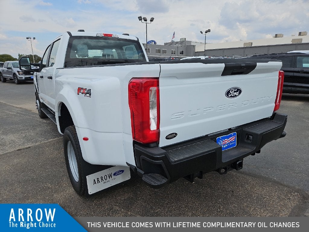 2027 Ford F-350SD XL DRW