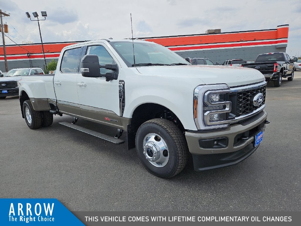 2027 Ford F-350SD King Ranch DRW