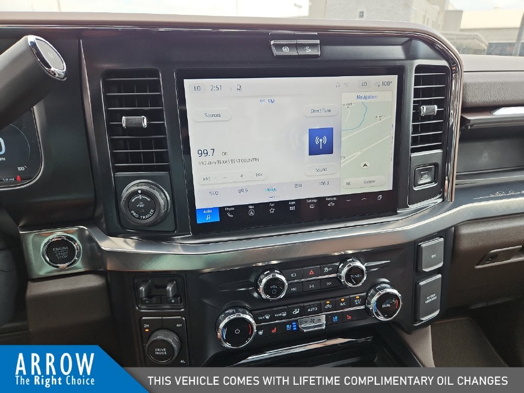 2027 Ford F-350SD King Ranch DRW