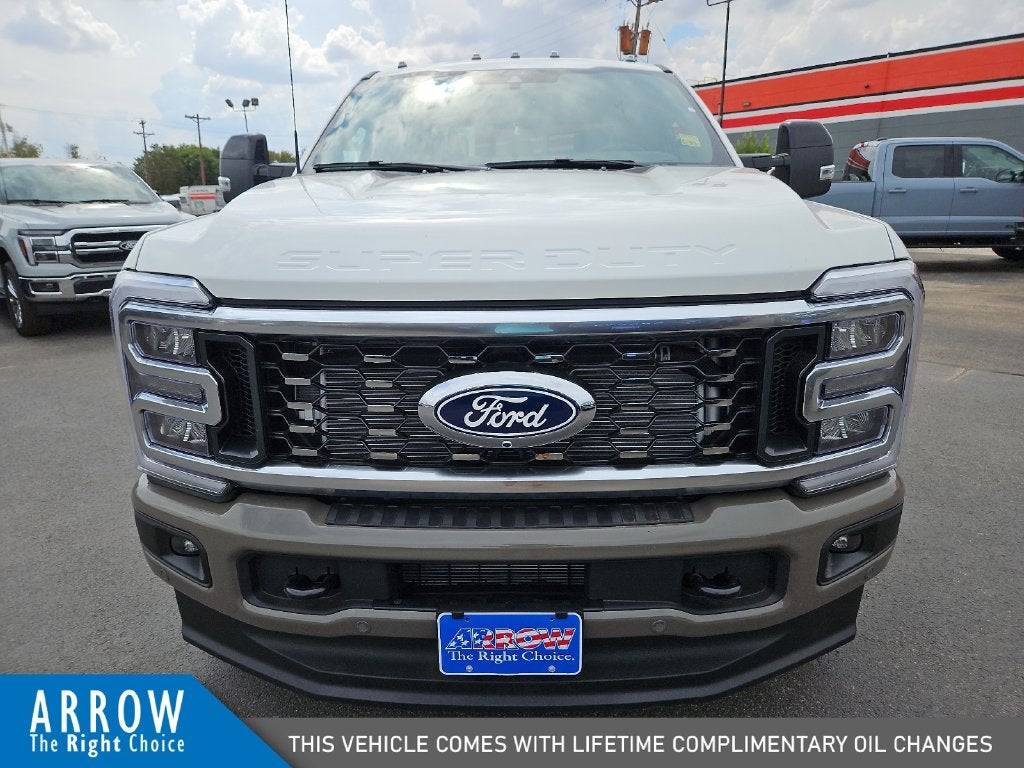 2027 Ford F-350SD King Ranch DRW