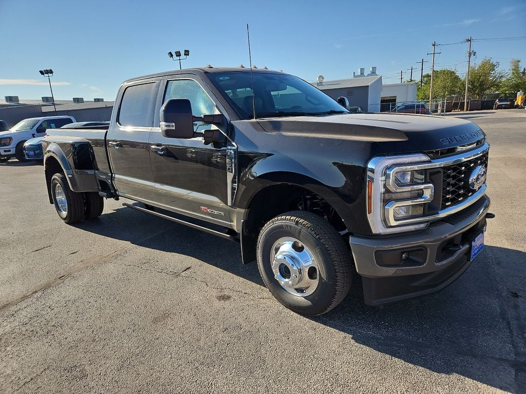 2027 Ford F-350SD King Ranch DRW