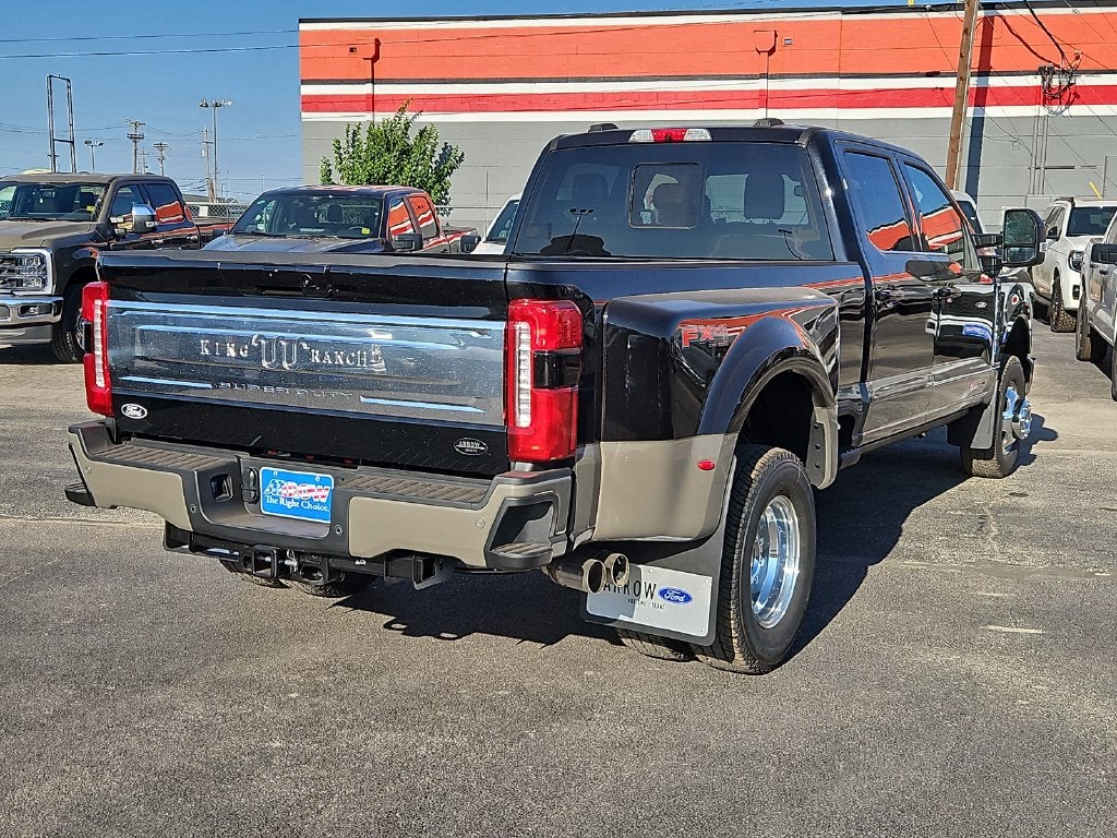 2027 Ford F-350SD King Ranch DRW