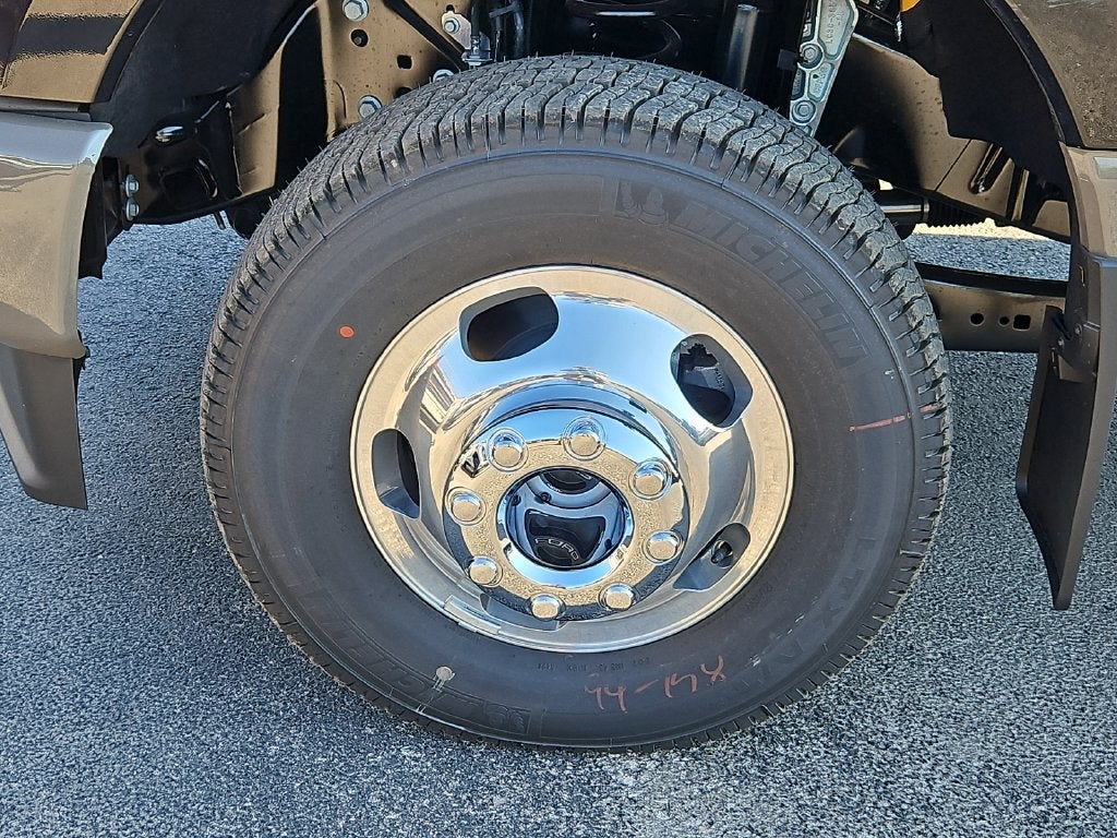 2027 Ford F-350SD King Ranch DRW