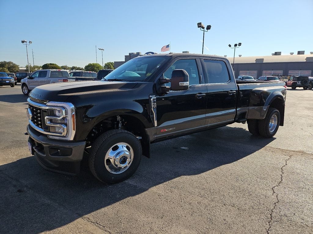 2027 Ford F-350SD King Ranch DRW