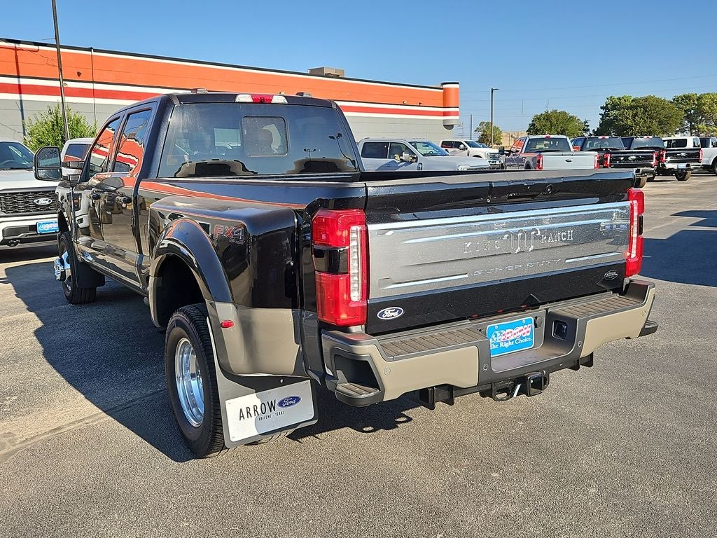2027 Ford F-350SD King Ranch DRW