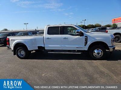 2027 Ford F-350SD Lariat DRW