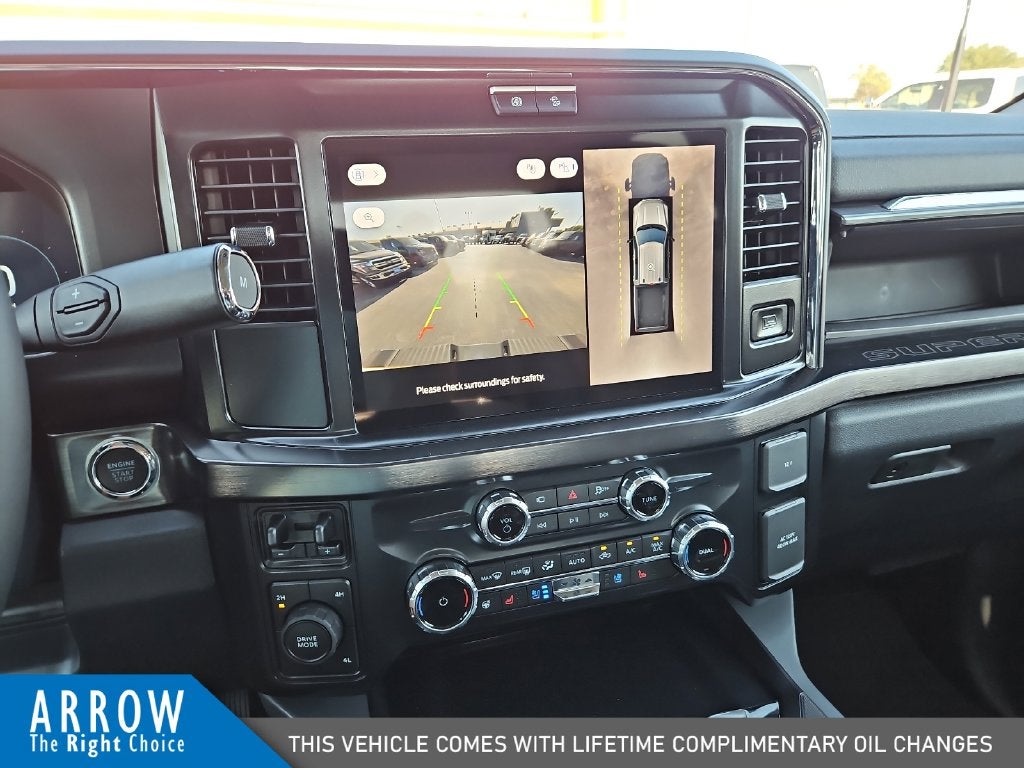 2027 Ford F-350SD Lariat DRW