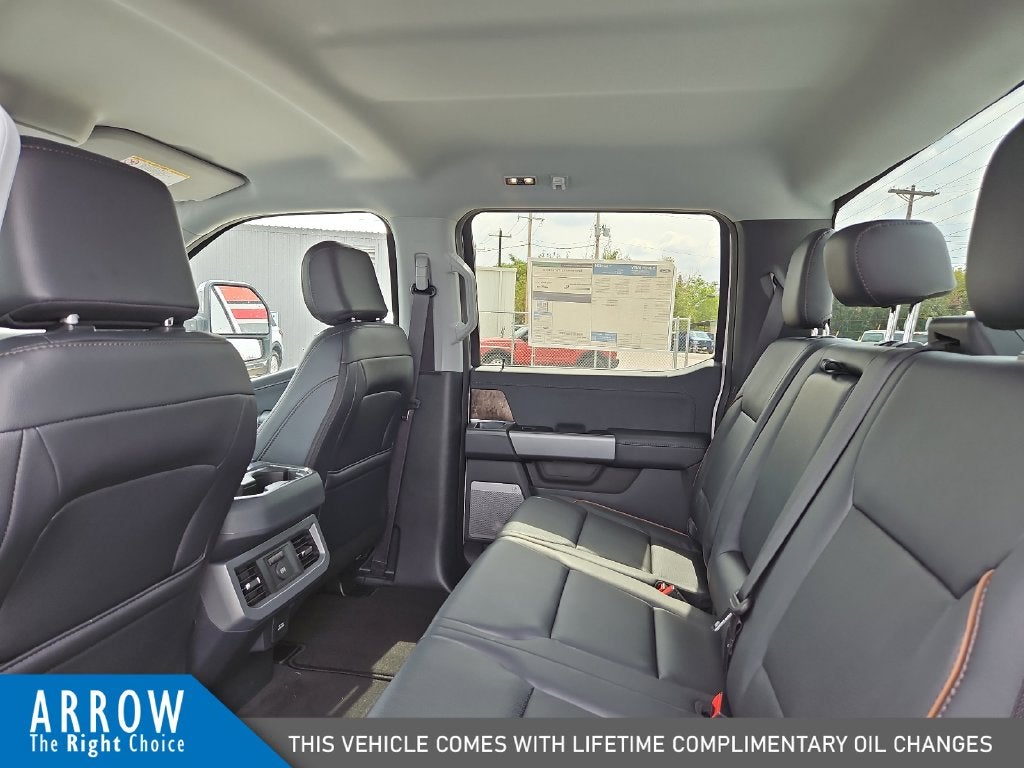 2027 Ford F-350SD Lariat DRW