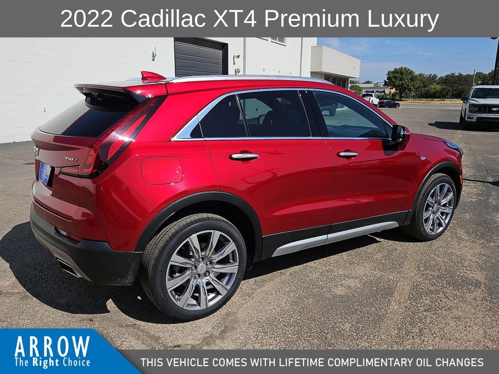2022 Cadillac XT4 Premium Luxury