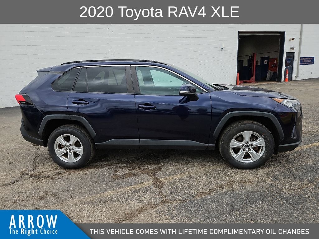 2020 Toyota RAV4 XLE