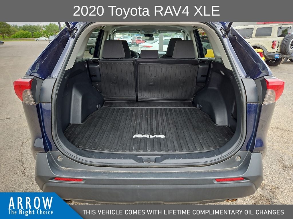 2020 Toyota RAV4 XLE