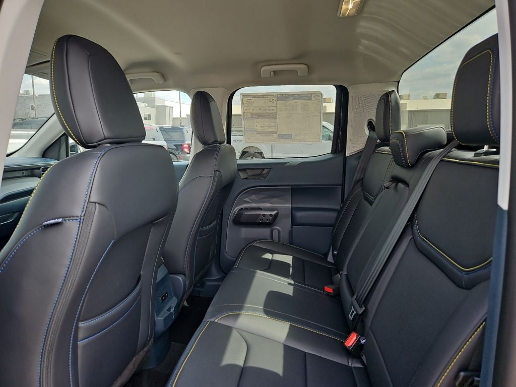 2025 Ford Maverick Lobo Standard