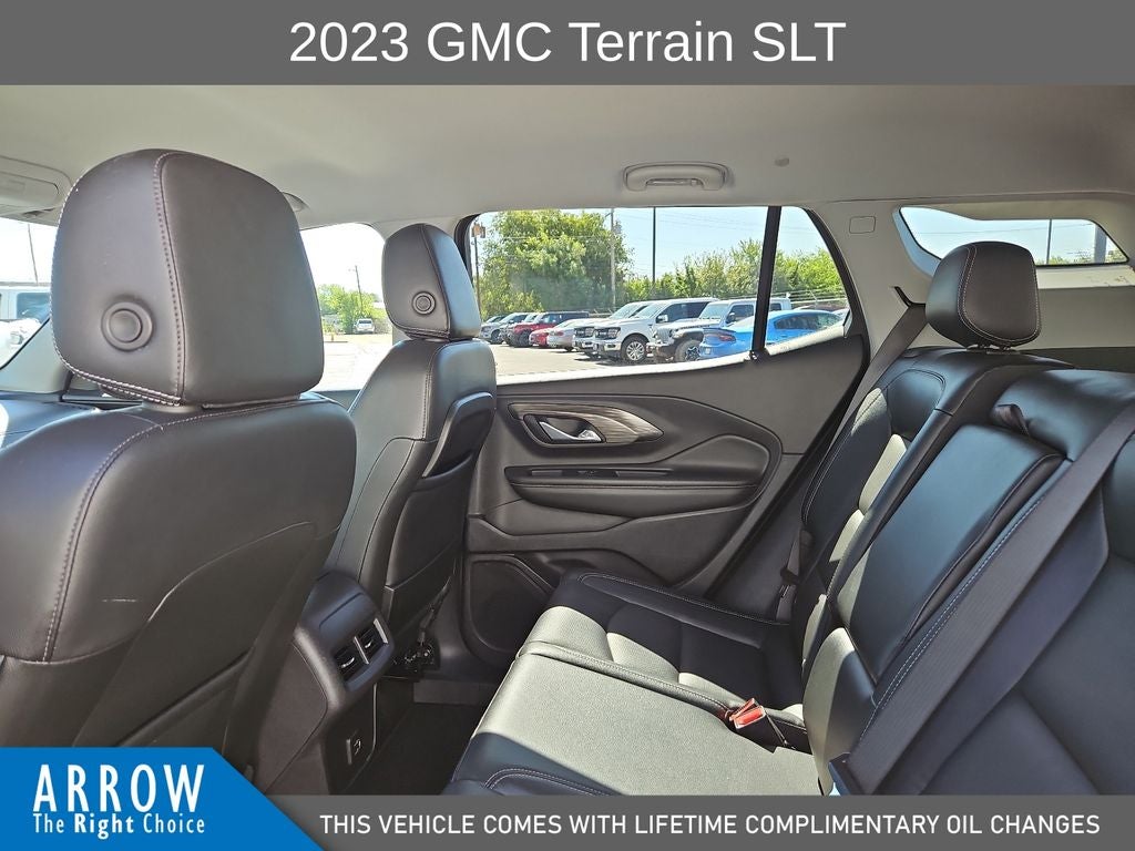 2023 GMC Terrain SLT
