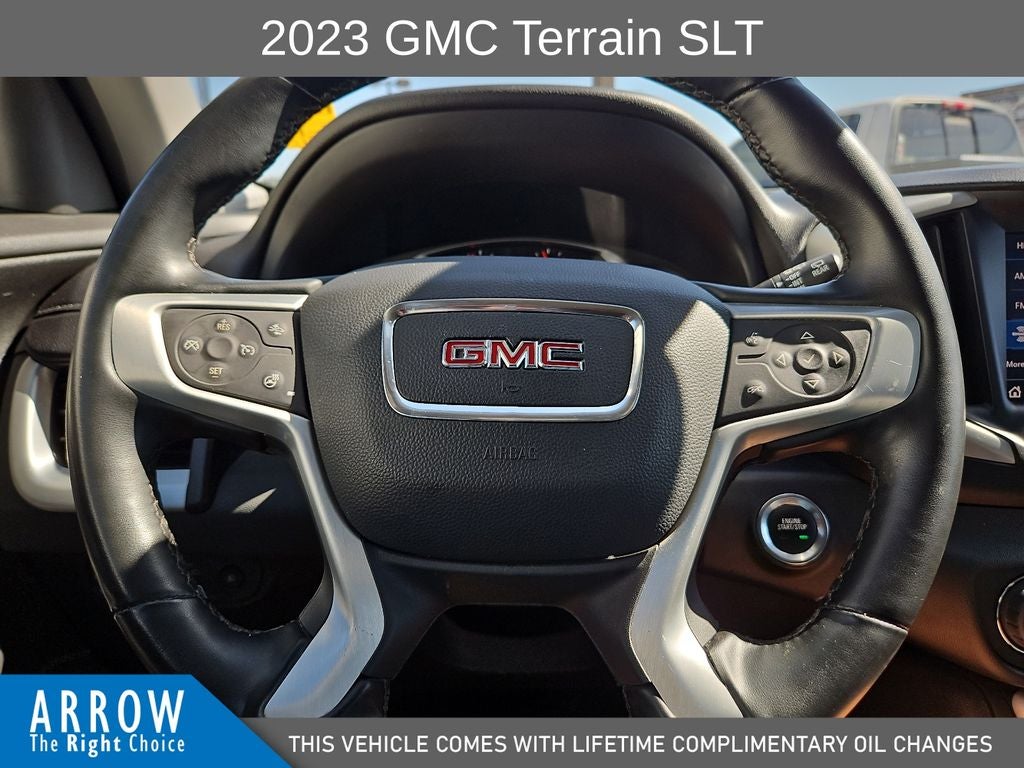 2023 GMC Terrain SLT