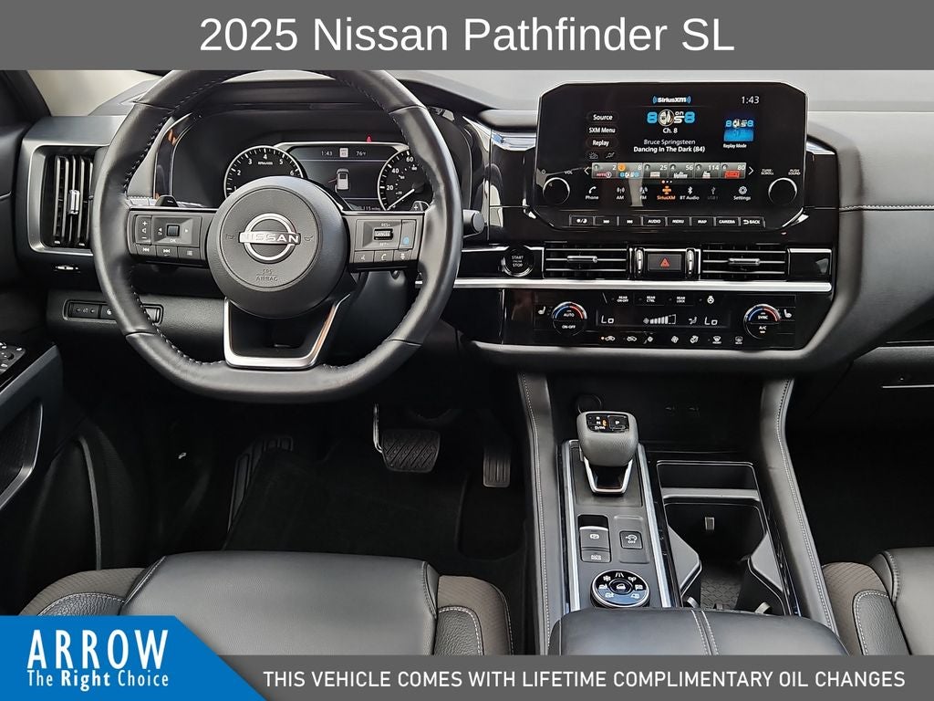2025 Nissan Pathfinder SL