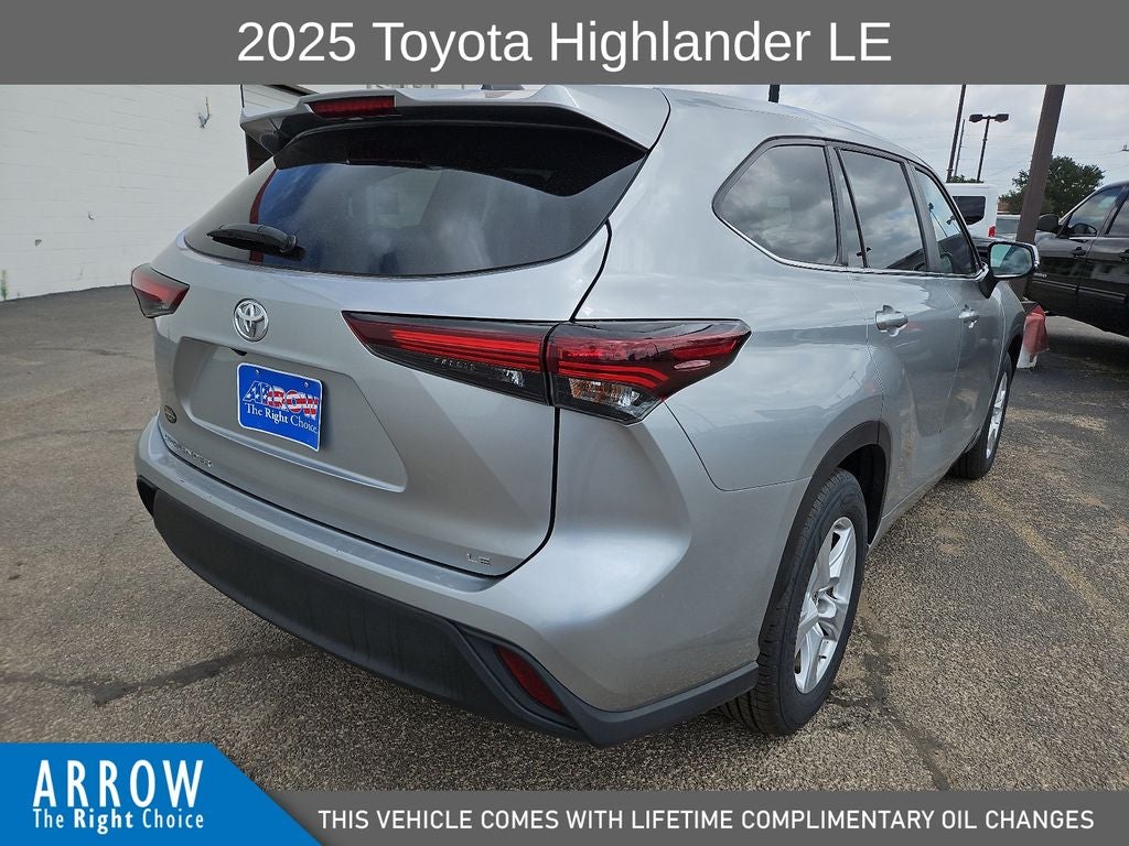 2025 Toyota Highlander LE
