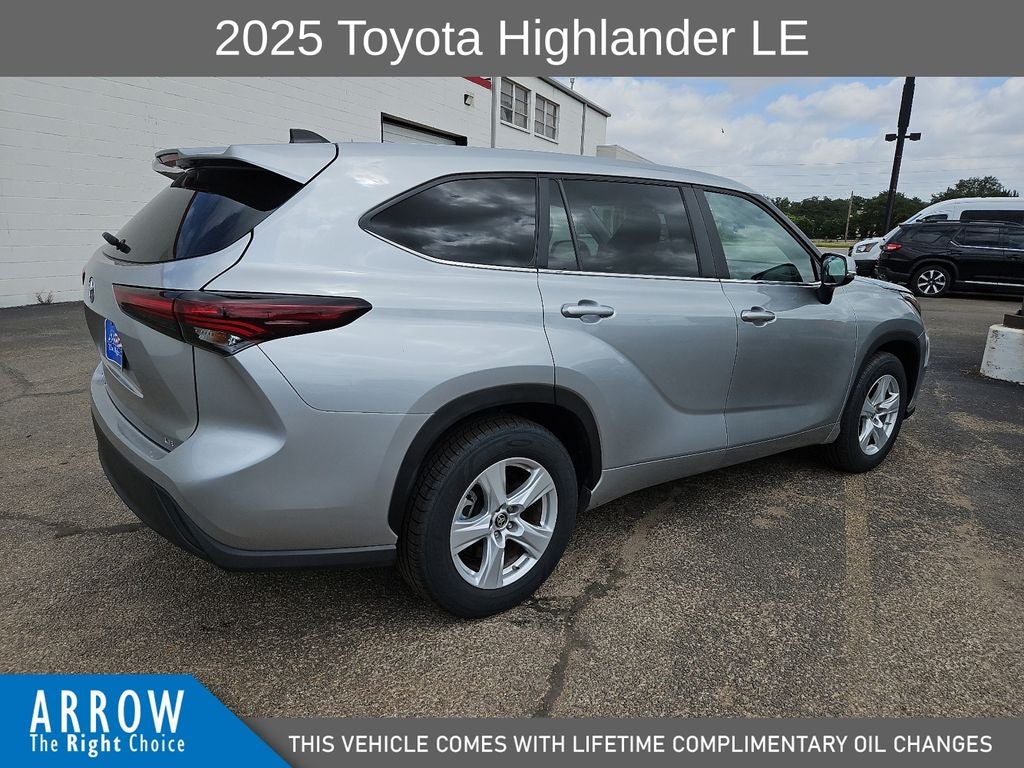 2025 Toyota Highlander LE