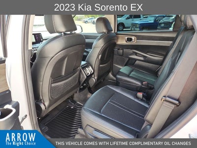 2023 Kia Sorento EX