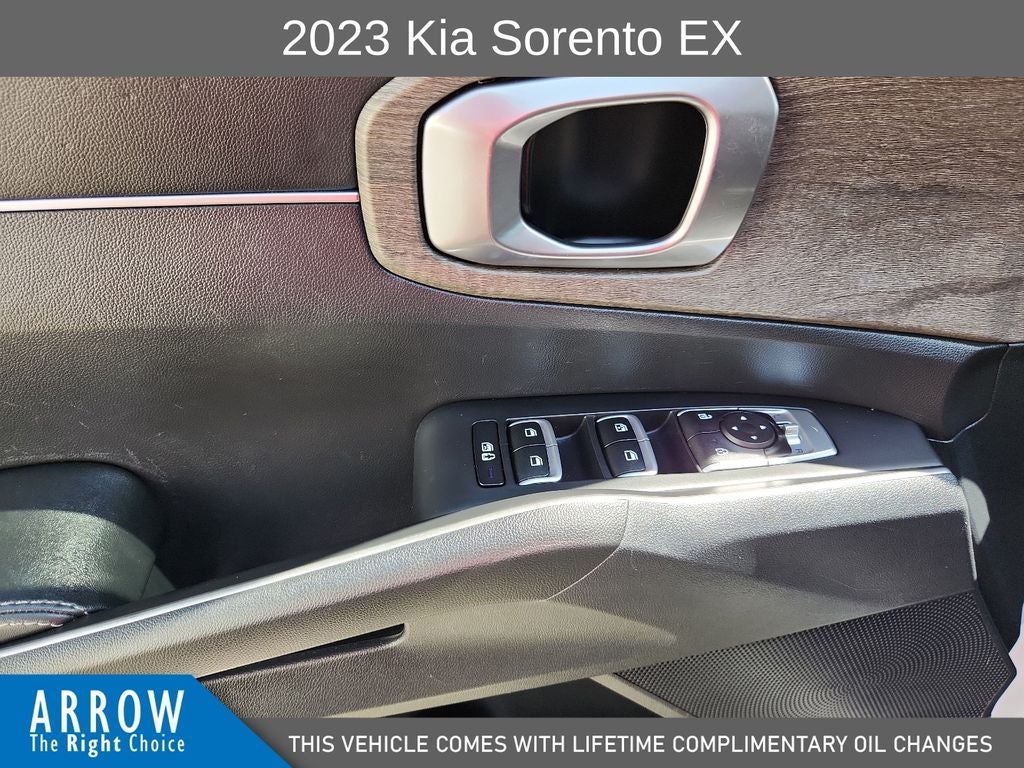 2023 Kia Sorento EX