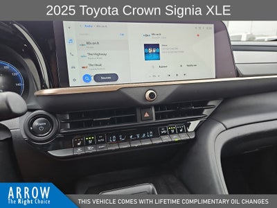 2025 Toyota Crown Signia XLE