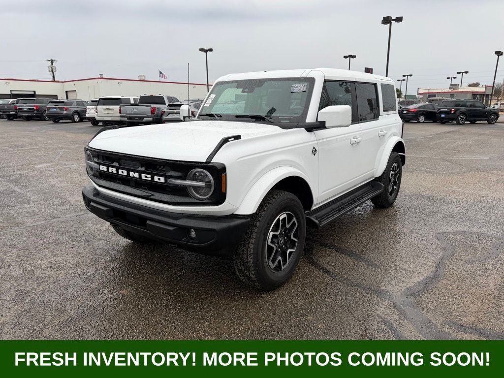 2025 Ford Bronco Outer Banks