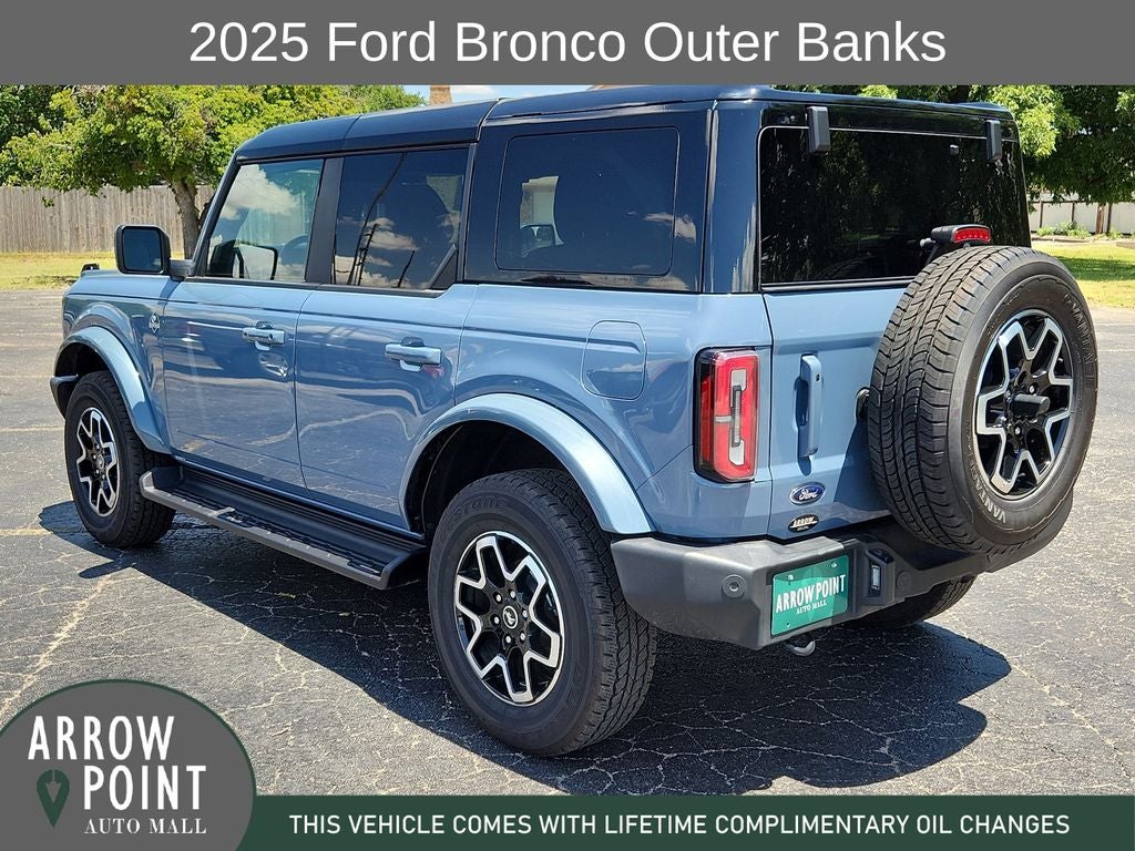 2025 Ford Bronco Outer Banks