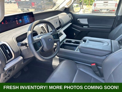 2025 Ford Expedition Active