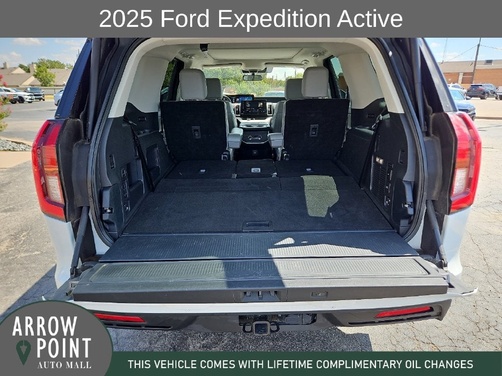 2025 Ford Expedition Active
