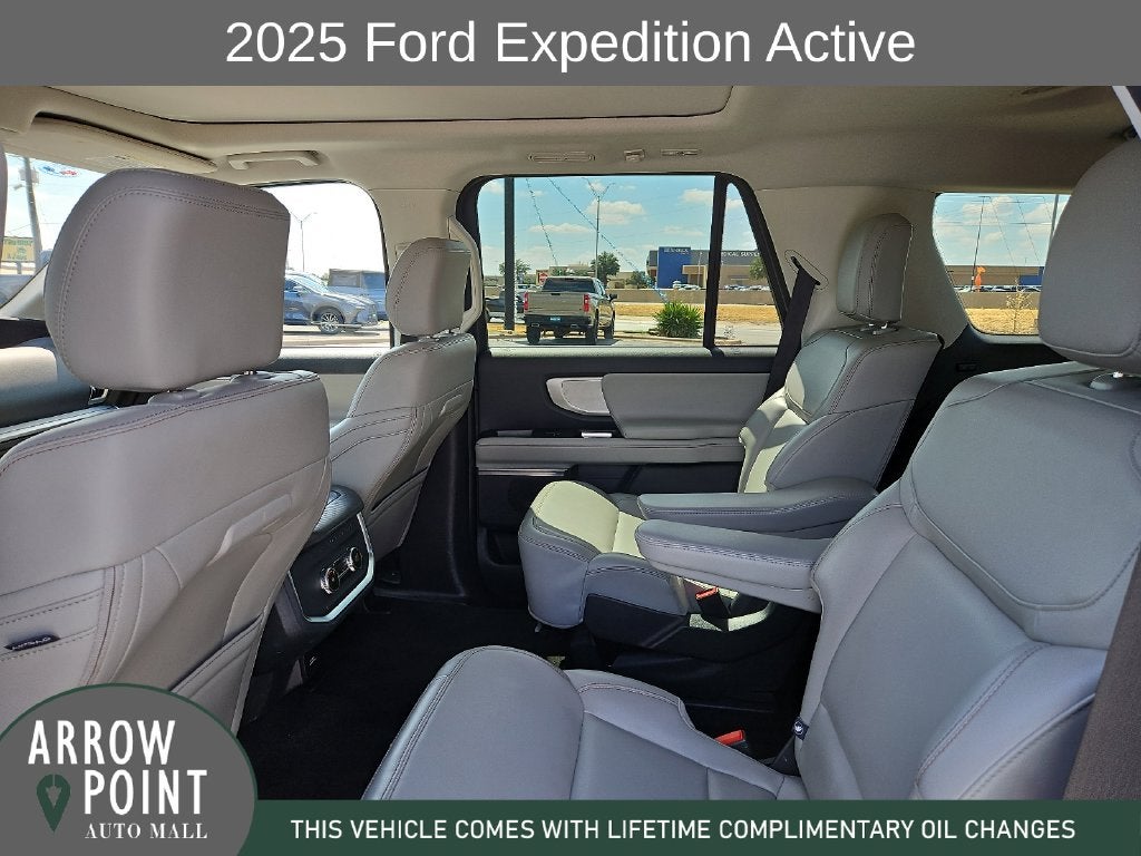 2025 Ford Expedition Active