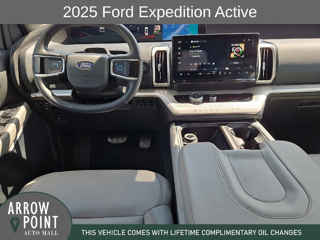 2025 Ford Expedition Active