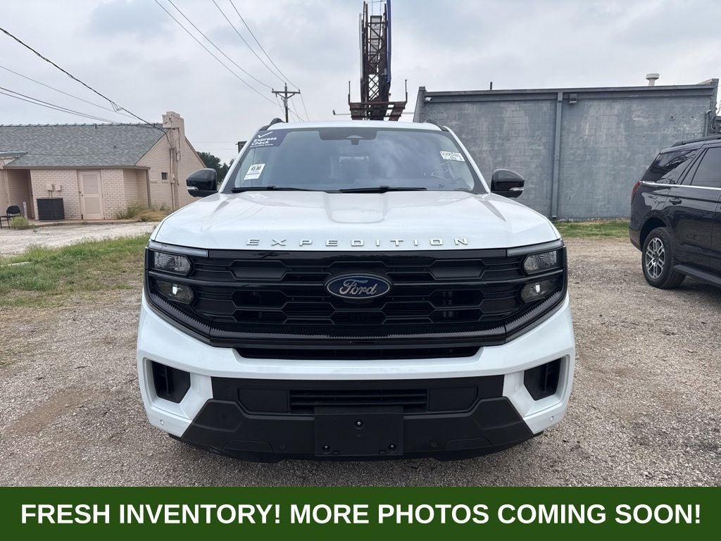 2025 Ford Expedition Active