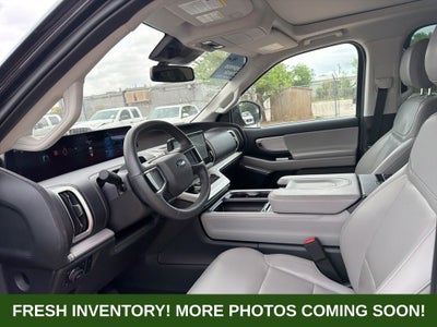 2025 Ford Expedition Active