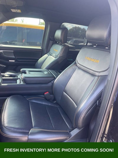 2025 Ford Expedition Tremor