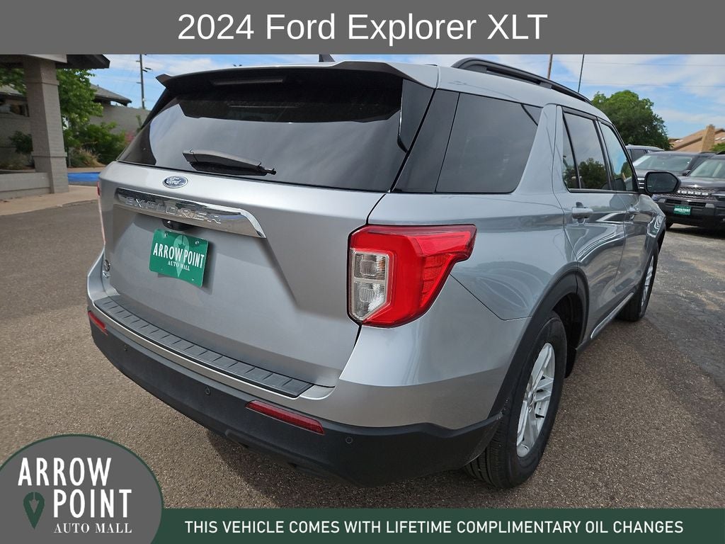 2024 Ford Explorer XLT