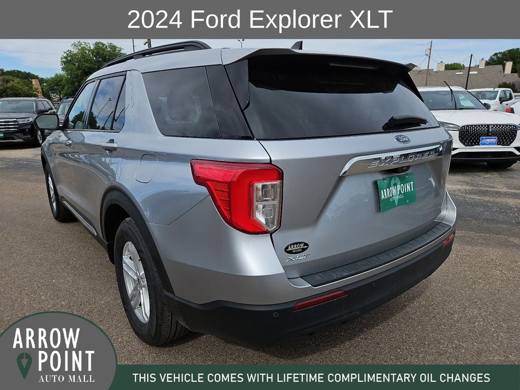 2024 Ford Explorer XLT