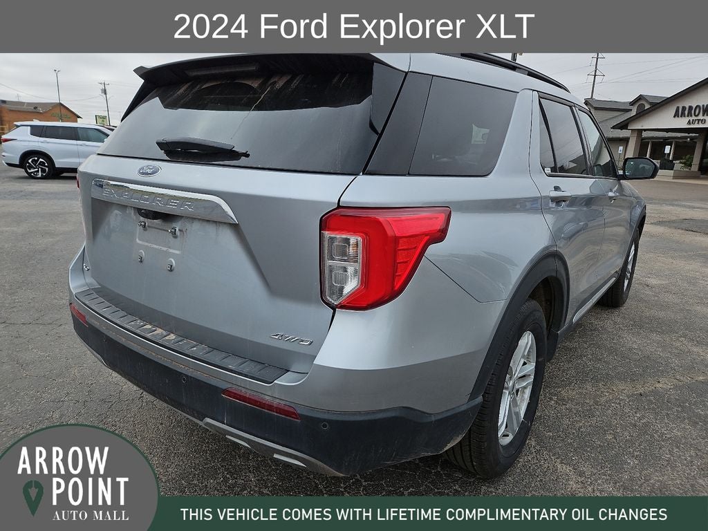 2024 Ford Explorer XLT