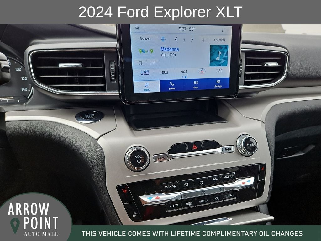 2024 Ford Explorer XLT