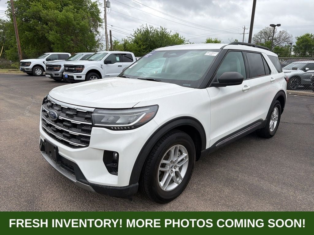 2025 Ford Explorer Active