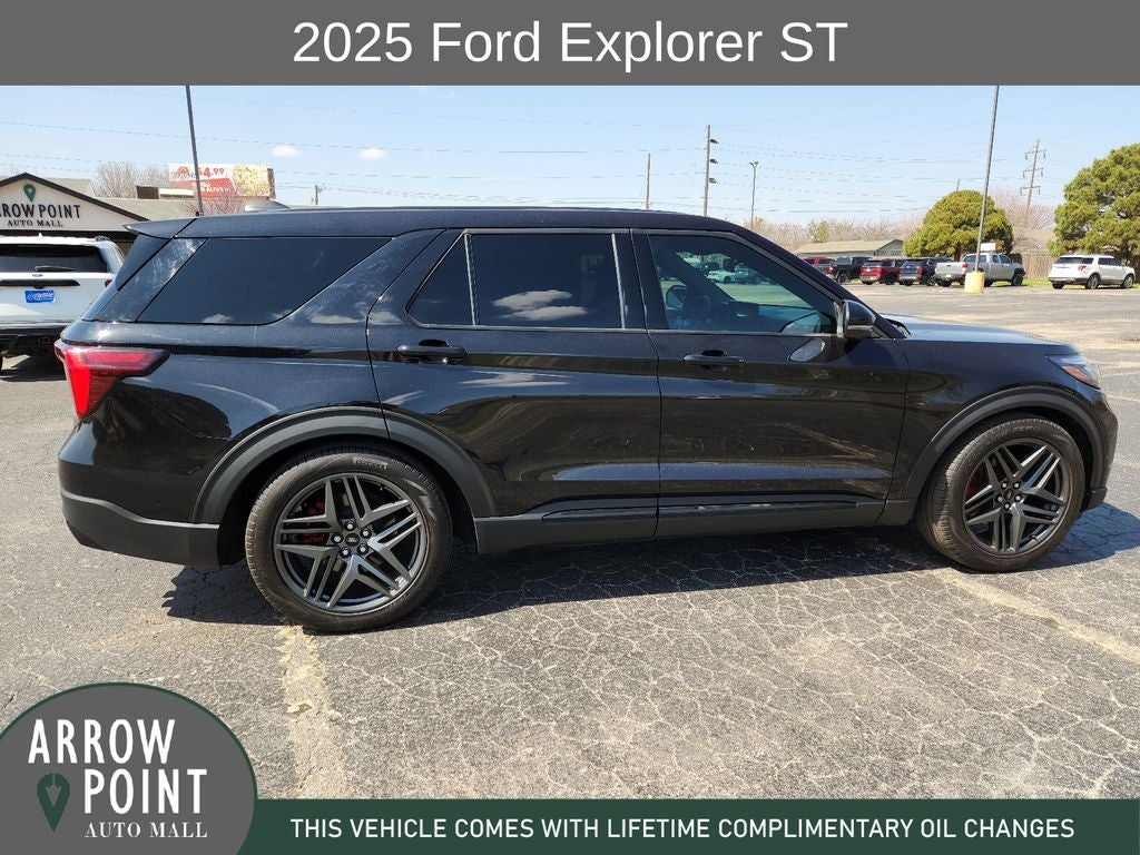 2025 Ford Explorer ST