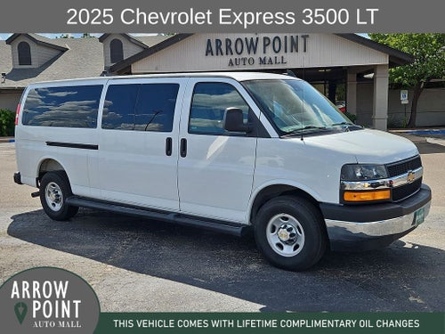 2025 Chevrolet Express 3500 LT Passenger