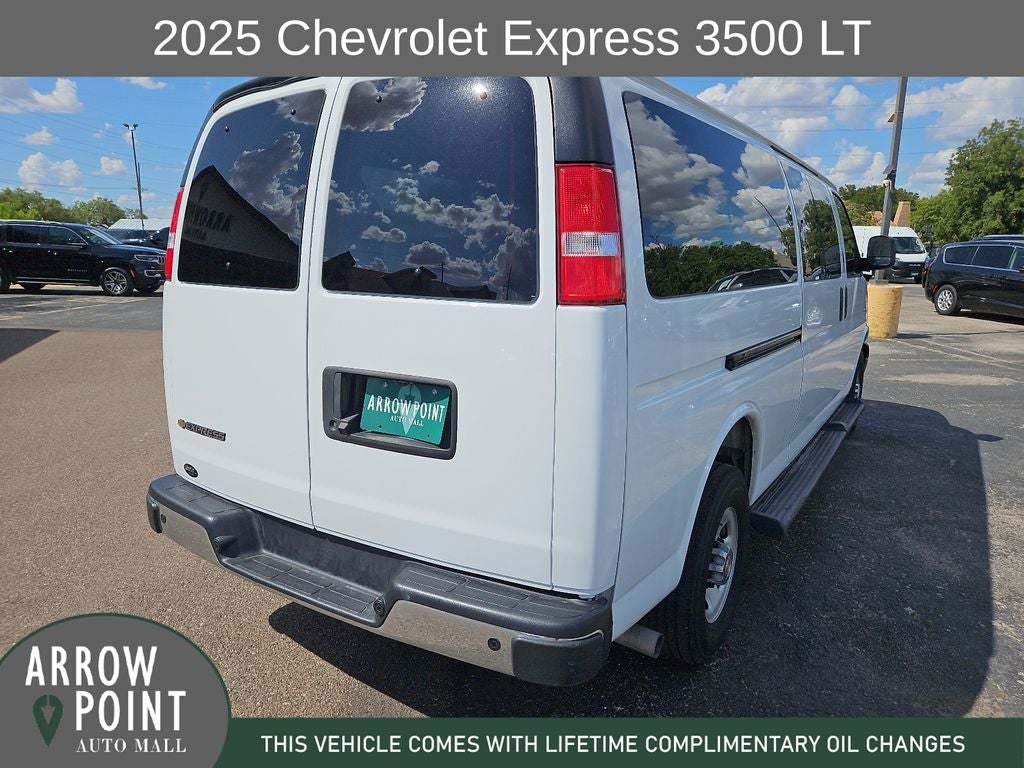 2025 Chevrolet Express 3500 LT Passenger