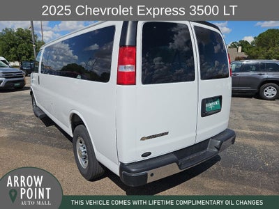 2025 Chevrolet Express 3500 LT Passenger