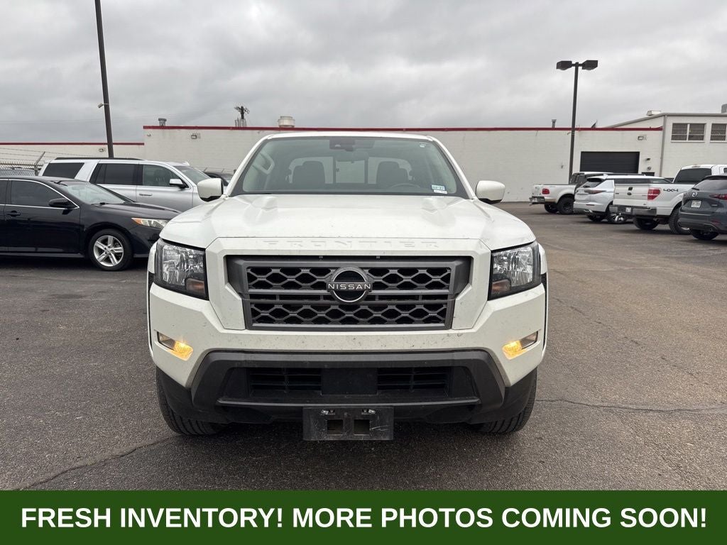 2022 Nissan Frontier SV