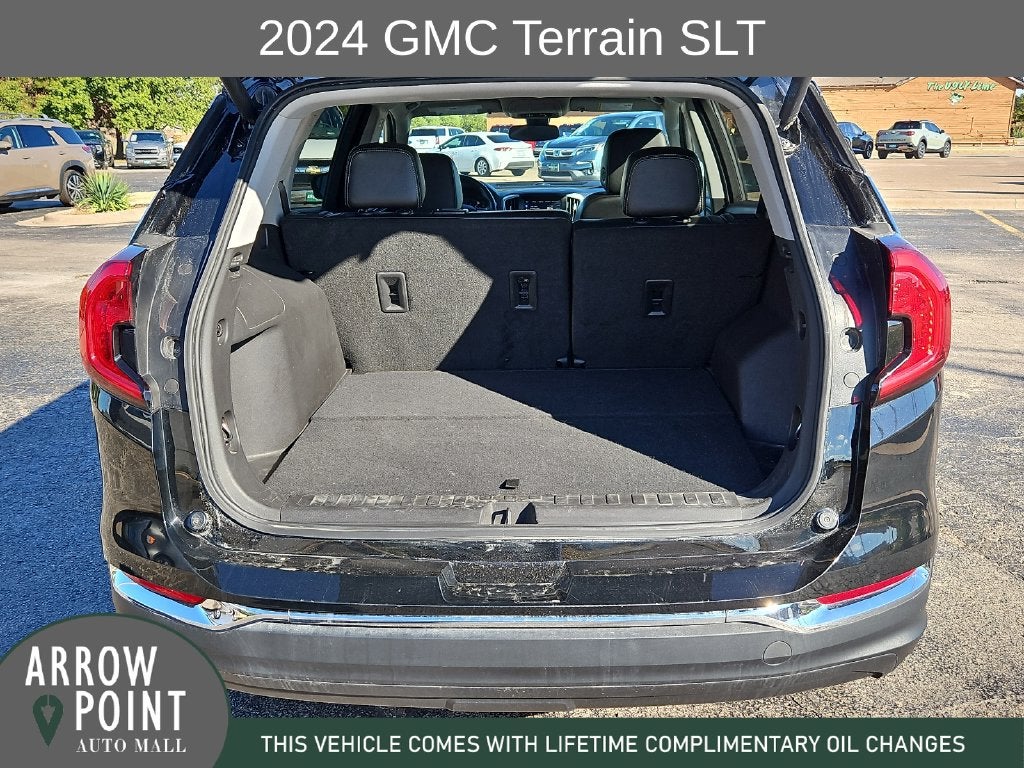 2024 GMC Terrain SLT