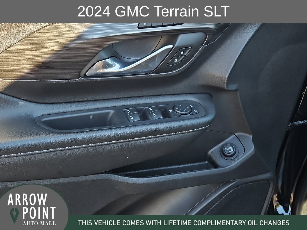 2024 GMC Terrain SLT