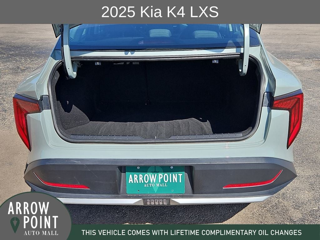 2025 Kia K4 LXS