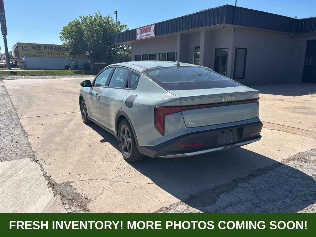 2025 Kia K4 LXS