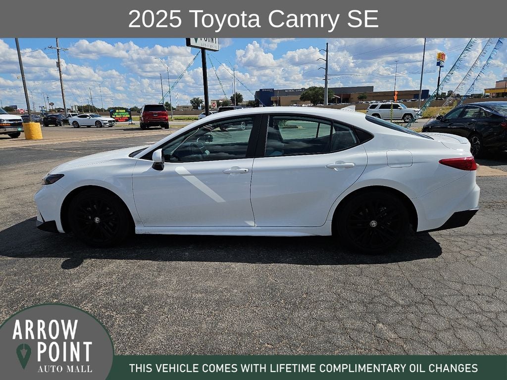 2025 Toyota Camry SE